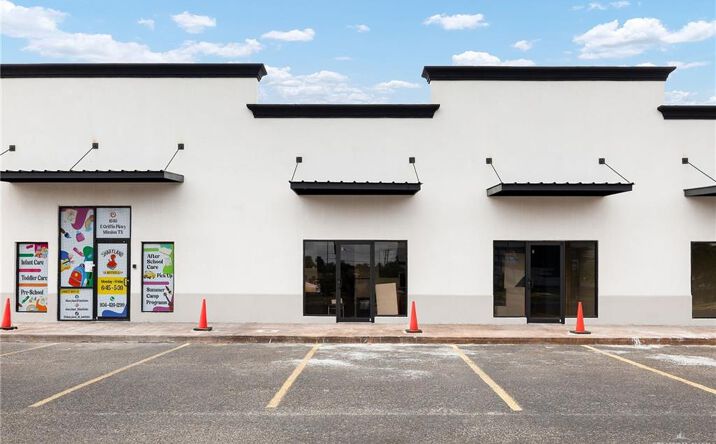 Pictures of Land property located at 1636 E Griffin Parkway, Mission, TX 78572 for lease - image #1
