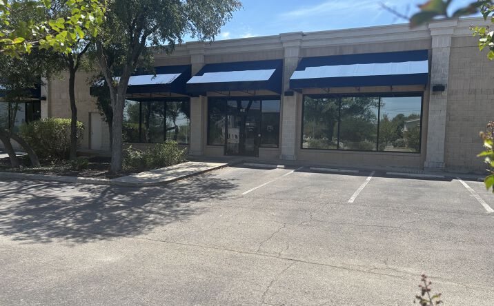 Pictures of Office property located at 4680 Lockhill Selma Rd, Shavano Park, TX 78249 for lease - image #1