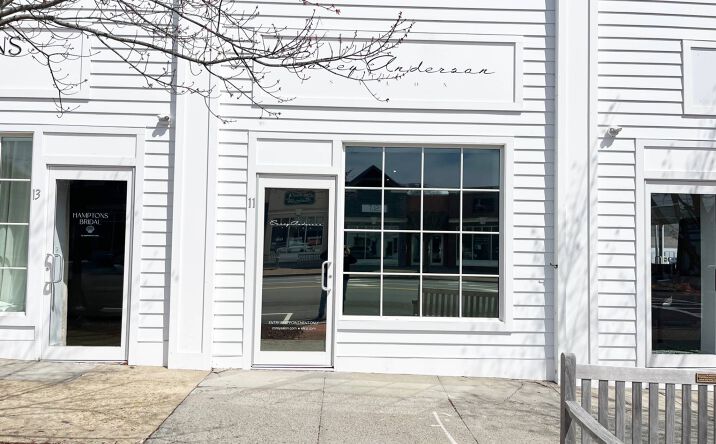 Pictures of Retail property located at 7 Hill St, Southampton, NY 11968 for lease - image #1