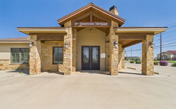 Pictures of Office property located at 3402 110th St, Lubbock, TX 79423 for lease - image #1