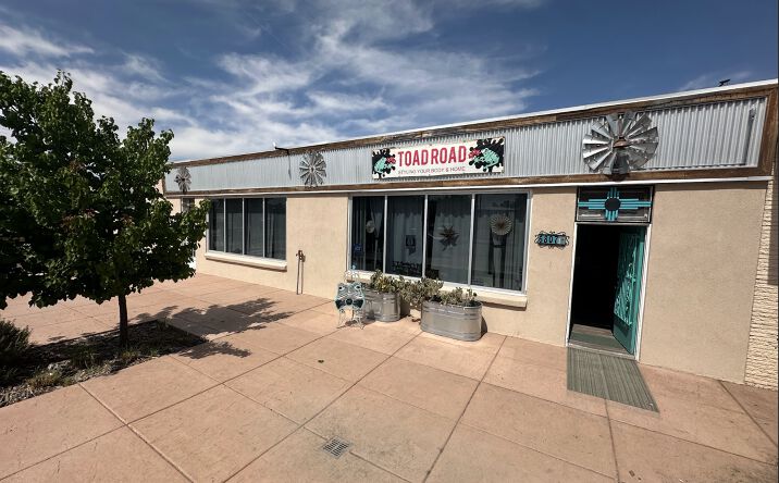 Pictures of Retail property located at 6807 4th St NW, Albuquerque, NM 87107 for lease - image #1