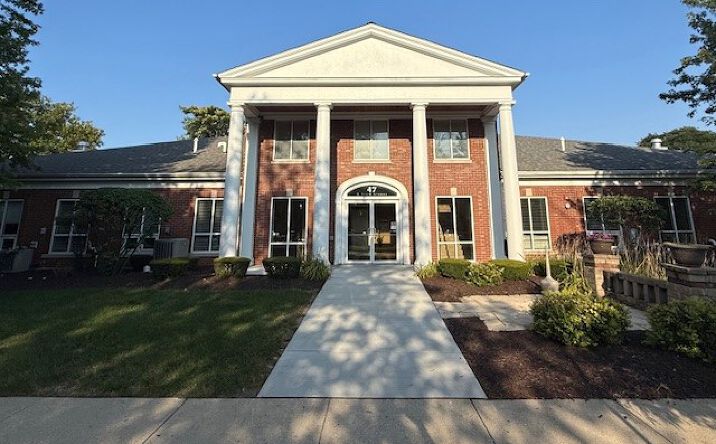 Pictures of Office property located at 47 South 6th Avenue, La Grange, IL 60525 for lease - image #1