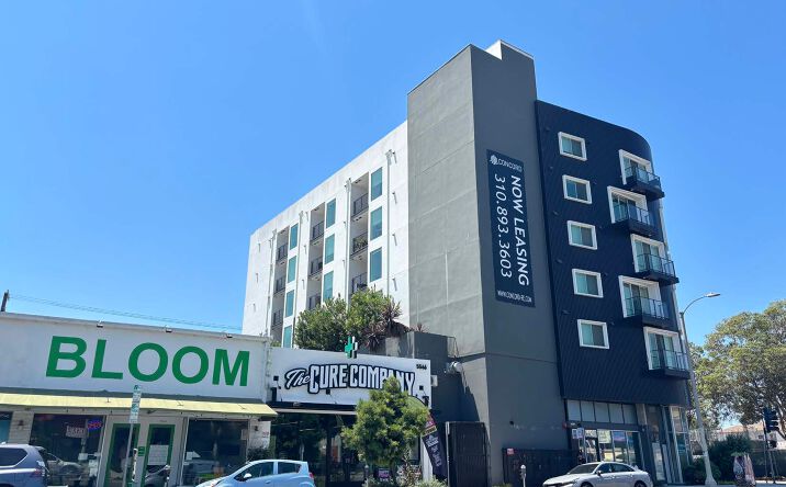 Pictures of Retail, Office, Restaurant property located at 5550 W Pico Blvd, Los Angeles, CA 90035 for lease - image #1