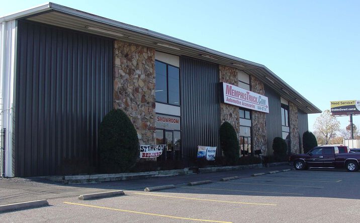 Pictures of Office, Industrial property located at 2815 Farrisview Blvd, Memphis, TN 38118 for lease - image #1
