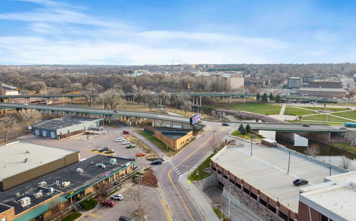 Pictures of Office, Industrial property located at 114 S Reid St, Sioux Falls, SD 57103 for lease - image #1