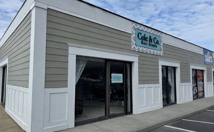 Pictures of Retail, Office property located at 936 Aquidneck Ave, Middletown, RI 02842 for lease - image #1