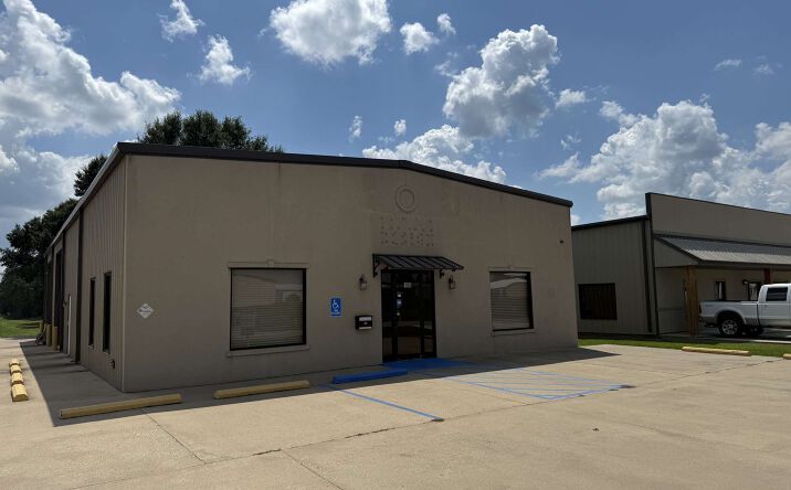 Pictures of Industrial property located at 108 Jared Dr, Broussard, LA 70518 for lease - image #1