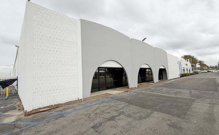 Pictures of Industrial property located at 1901 E Edinger Ave, Santa Ana, CA 92705 for lease - image #1