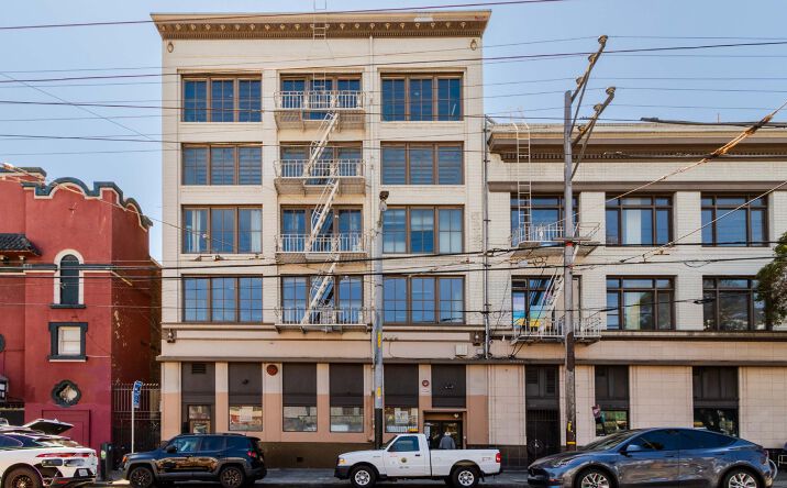 Pictures of Office property located at 2973 16th St, San Francisco, CA 94110 for lease - image #1