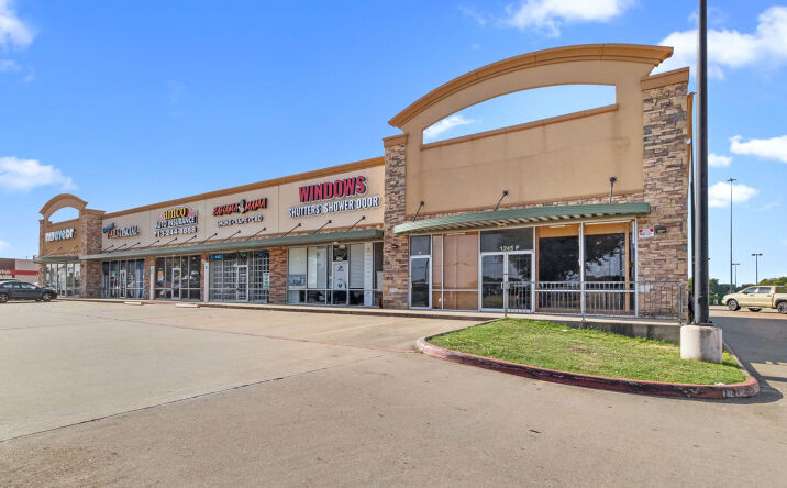 Pictures of Retail property located at 1245 N Fry Rd, Katy, TX 77449 for lease - image #1