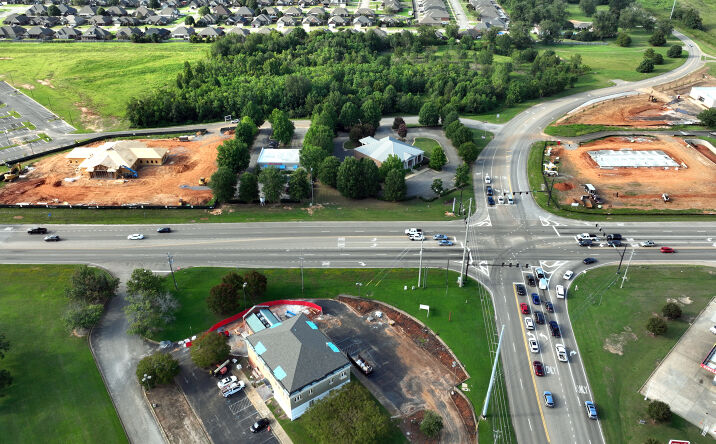 Pictures of Retail, Office, Special Purpose property located at 1789 Fairview Ave, Prattville, AL 36066 for lease - image #1