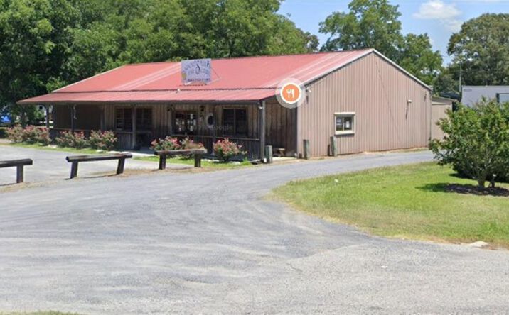 Pictures of Restaurant property located at 1004 Old Hwy 6, Cross, SC 29436 for lease - image #1