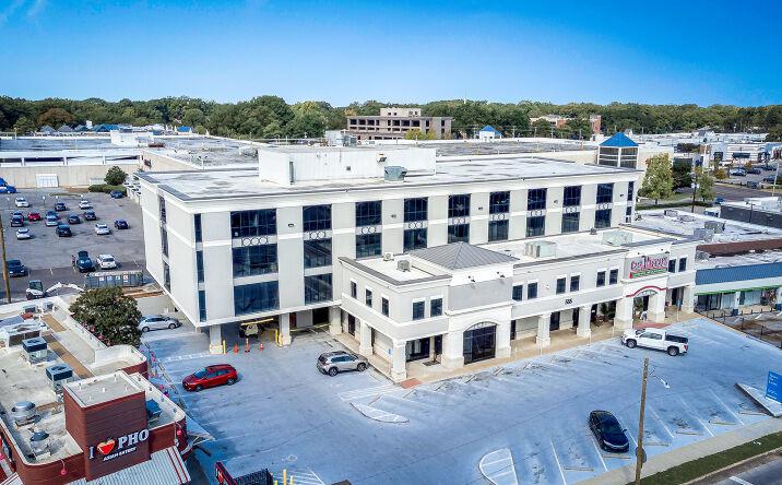 Pictures of Office property located at 555 Perkins Extd, Memphis, TN 38117 for lease - image #1