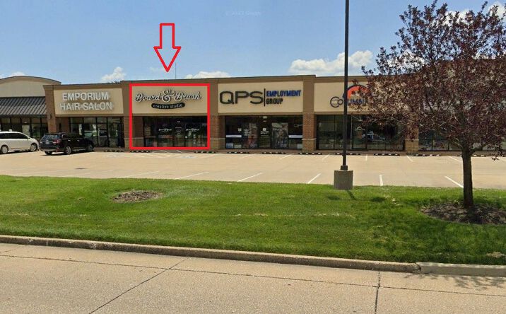 Pictures of Retail property located at 4909 Theater Dr, Evansville, IN 47715 for lease - image #1