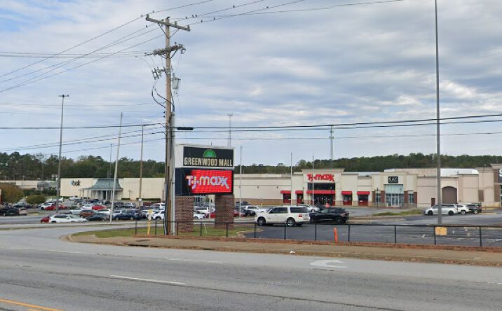 Pictures of Retail, Special Purpose property located at 420 SC-72, Greenwood, SC 29649 for lease - image #1