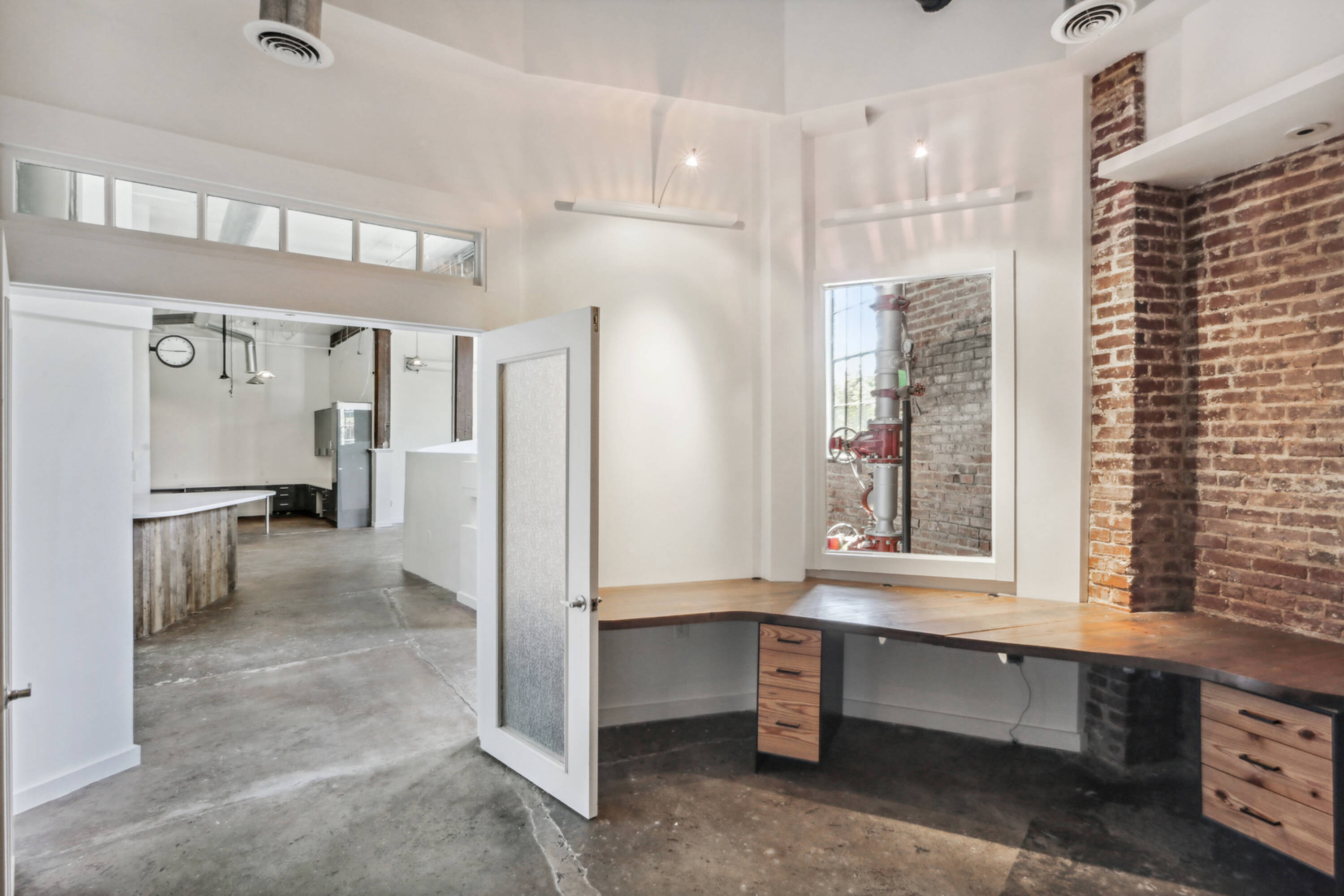 2956881