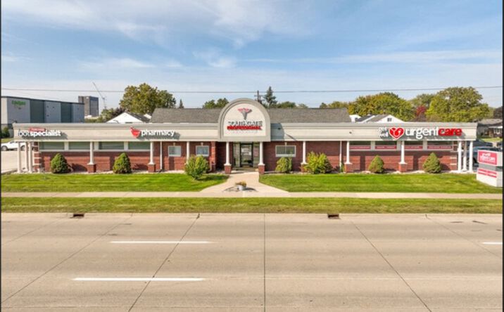 Pictures of Office property located at 15830 Fort St, Southgate, MI 48195 for lease - image #1