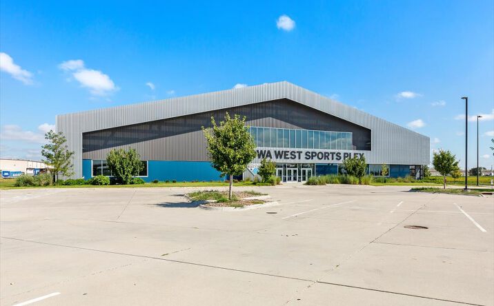 Pictures of Special Purpose property located at 3260 Mid America Loop, Council Bluffs, IA 51501 for lease - image #1
