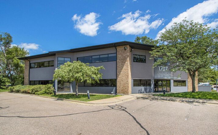 Pictures of Office property located at 1707 S Park St, Kalamazoo, MI 49001 for lease - image #1