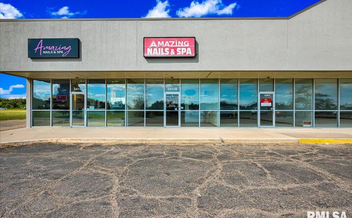 Pictures of Industrial, Retail, Office, Restaurant property located at 2411 N PIONEER Parkway #B, Peoria, IL 61615 for lease - image #1