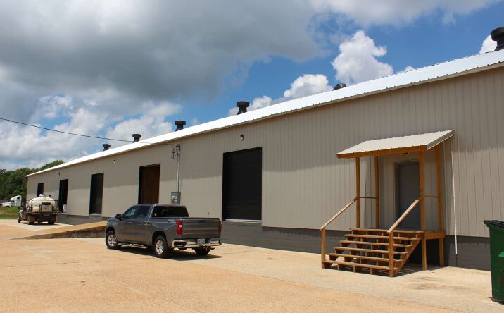 Pictures of Office, Industrial property located at 110 Howard Dr, Flora, MS 39071 for lease - image #1