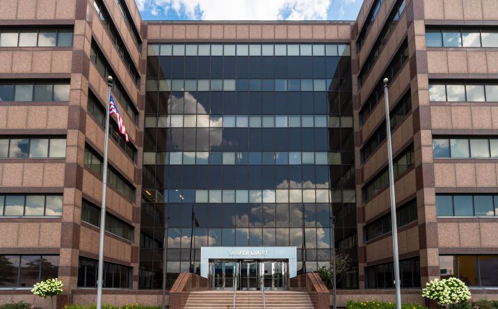 Pictures of Office property located at 6400 Shafer Ct, Rosemont, IL 60018 for lease - image #1