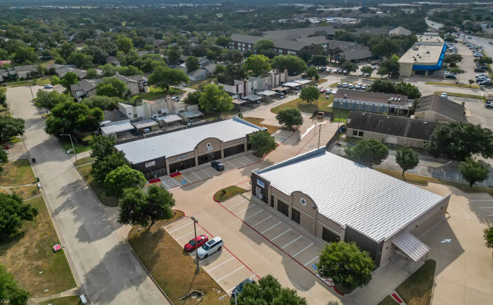 Pictures of Office property located at 3204 De Lee St, Bryan, TX 77802 for lease - image #1