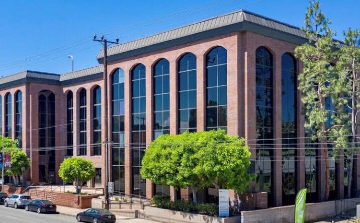 Pictures of Office property located at 15315 Magnolia Blvd, Sherman Oaks, CA 91403 for lease - image #1