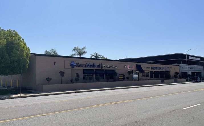 Pictures of Office property located at 2920 F St, Bakersfield, CA 93301 for lease - image #1