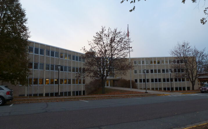 Pictures of Office property located at 800 Wilson Ave, Menomonie, WI 54751 for lease - image #1
