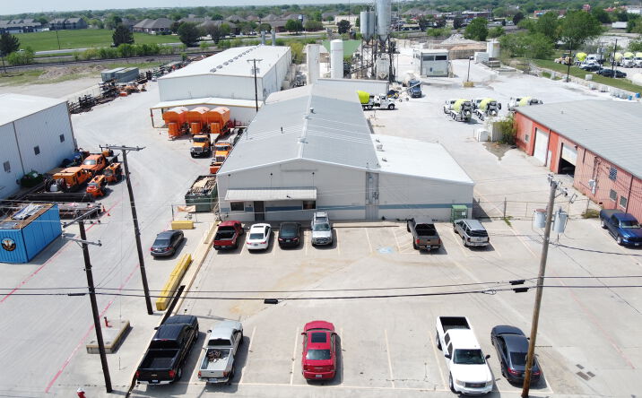Pictures of Industrial property located at 1033 Jarvis Rd, Saginaw, TX 76179 for lease - image #1