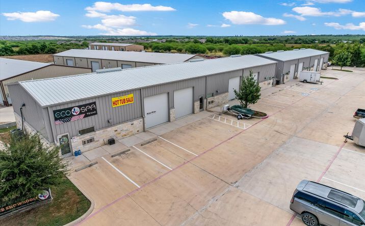 Pictures of Industrial property located at 35 Nafta Cir, New Braunfels, TX 78132 for lease - image #1