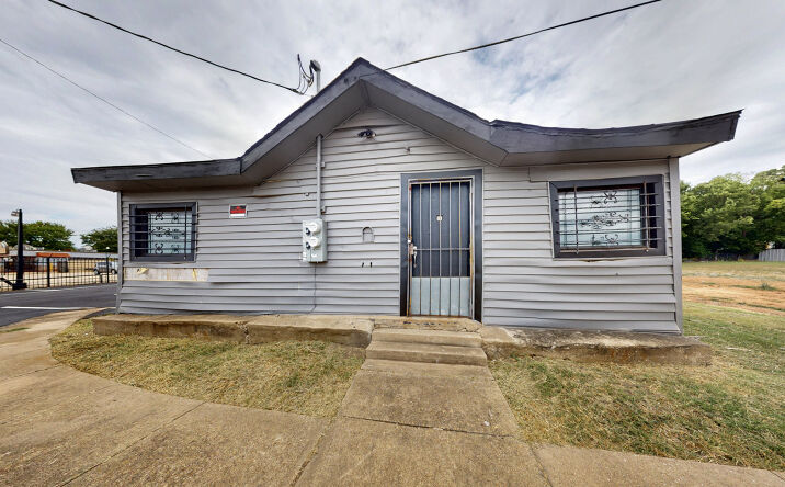 Pictures of Retail, Office, Special Purpose property located at 3818 S Lancaster Rd, Dallas, TX 75216 for lease - image #1