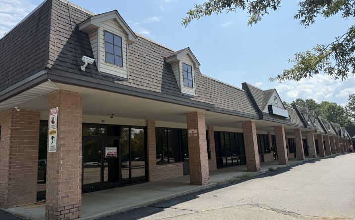 Pictures of Retail, Office property located at 4210 Altruria Rd, Bartlett, TN 38135 for lease - image #1
