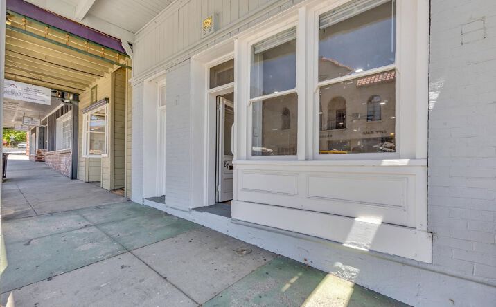 Pictures of Retail property located at 87 N Washington St, Sonora, CA 95370 for lease - image #1