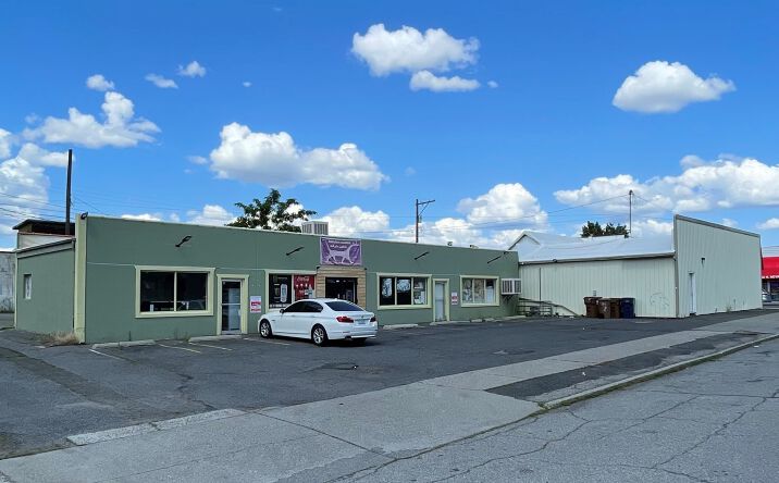 Pictures of Retail property located at 923 E Hoffman Ave, Spokane, WA 99207 for lease - image #1