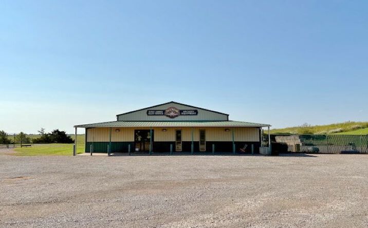 Pictures of Retail, Office property located at 25254 S Frontage Rd, Weatherford, OK 73096 for lease - image #1