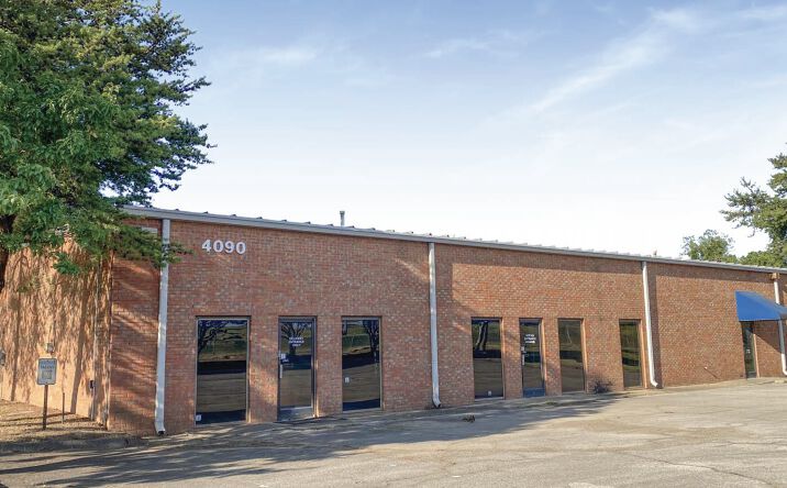 Pictures of Industrial property located at 4090 E Shelby Dr, Memphis, TN 38118 for lease - image #1