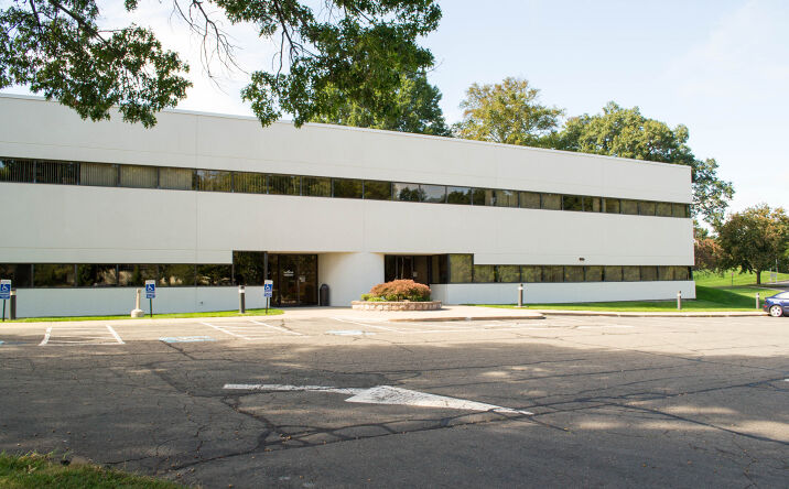 Pictures of Office property located at 20 Western Blvd, Glastonbury, CT 06033 for lease - image #1