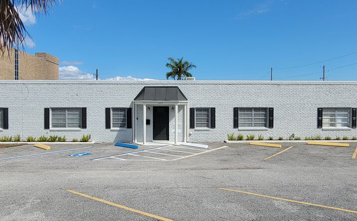 Pictures of Office property located at 1275 Cleveland St, Clearwater, FL 33755 for lease - image #1