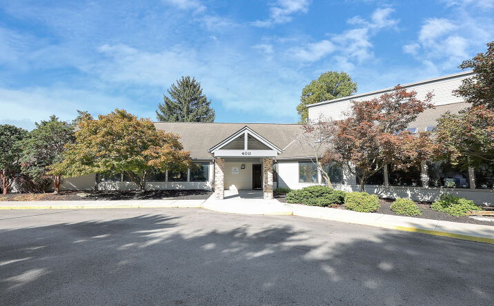 Pictures of Office property located at 400 Venture Dr, Lewis Center, OH 43035 for lease - image #1