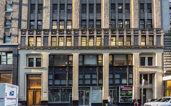 Pictures of Retail property located at 256 West 38th Street, New York, NY 10018 for lease - image #1