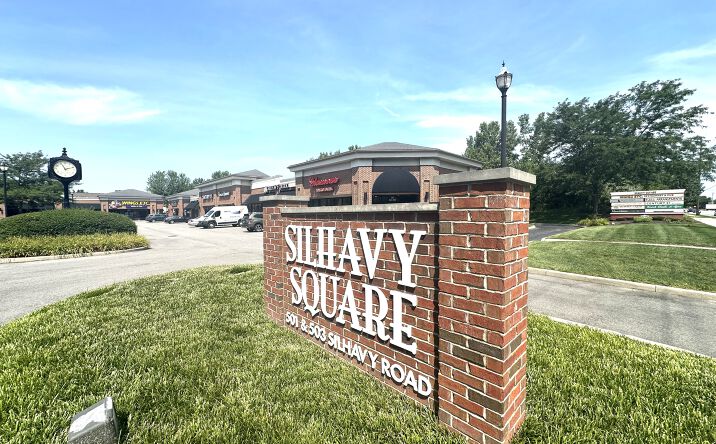 Pictures of Retail, Office property located at 501 - 503 Silhavy Rd, Valparaiso, IN 46383 for lease - image #1