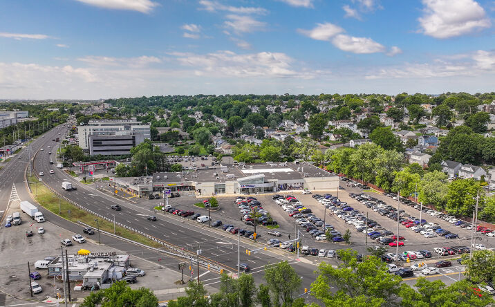 Pictures of Retail property located at 459 NJ-17, Hasbrouck Heights, NJ 07604 for lease - image #1
