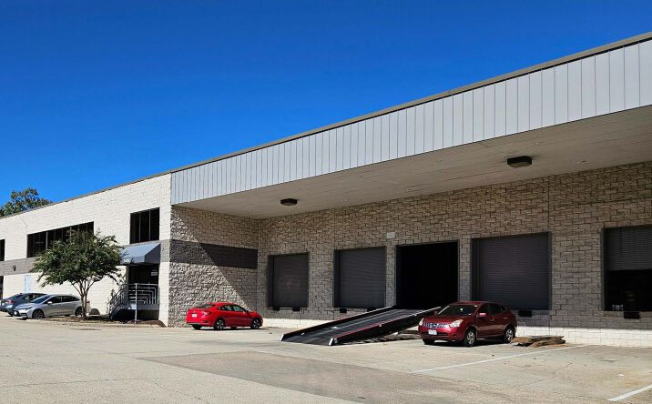 Pictures of Industrial property located at 9406 & 9408 Gunston Cove Road, Lorton, VA 22079 for lease - image #1