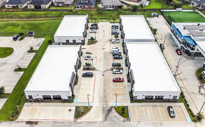 Pictures of Retail, Office property located at 12280 Broadway St, Pearland, TX 77584 for lease - image #1