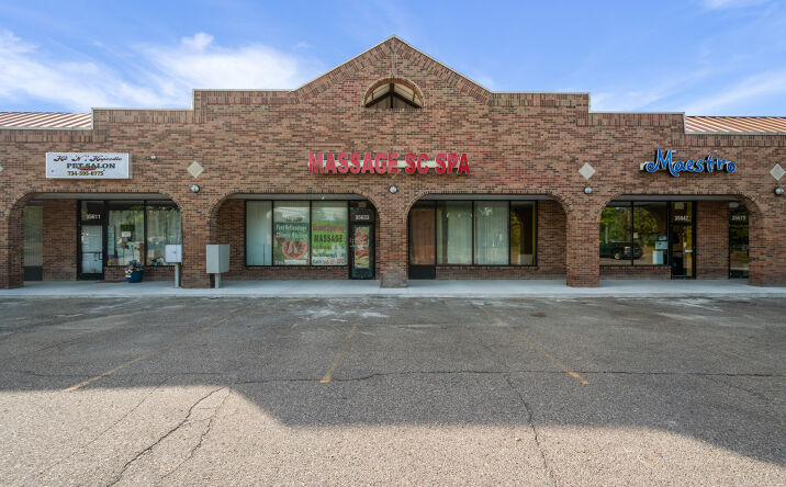 Pictures of Retail property located at 35633 Central City Pkwy, Westland, MI 48185 for lease - image #1
