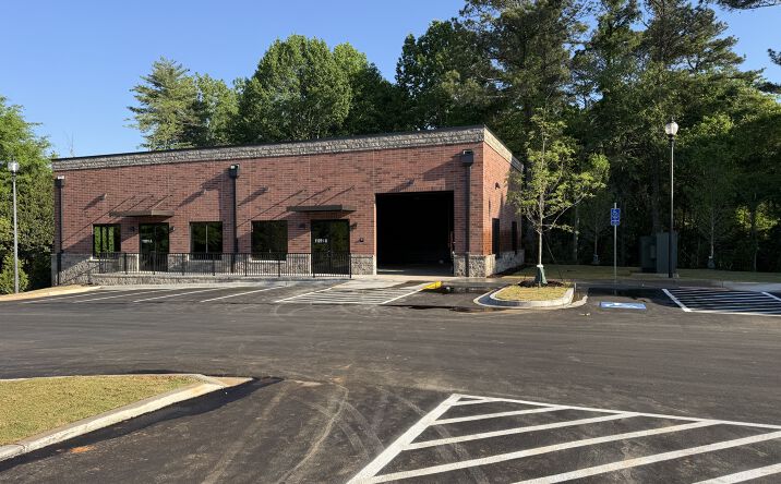 Pictures of Retail, Office property located at 11285 GA-92, Woodstock, GA 30188 for lease - image #1