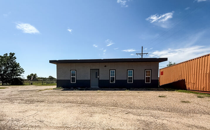 Pictures of Industrial property located at 2321 114th St, Lubbock, TX 79423 for lease - image #1