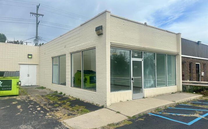 Pictures of Retail, Office property located at 884 Ford Ave, Wyandotte, MI 48192 for lease - image #1